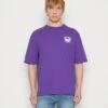 YOURTURN Nostalgia Future Tee Unisex - T-Shirt Imprimé - Purple