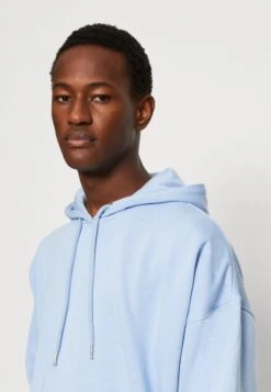 YOURTURN Super Oversized Unisex - Sweat À Capuche - Light Blue 11 YOURTURN Super Oversized Unisex - Sweat À Capuche - Light Blue -Vêtements Soldes 087dd08089a646f0aade96dbf6794bac