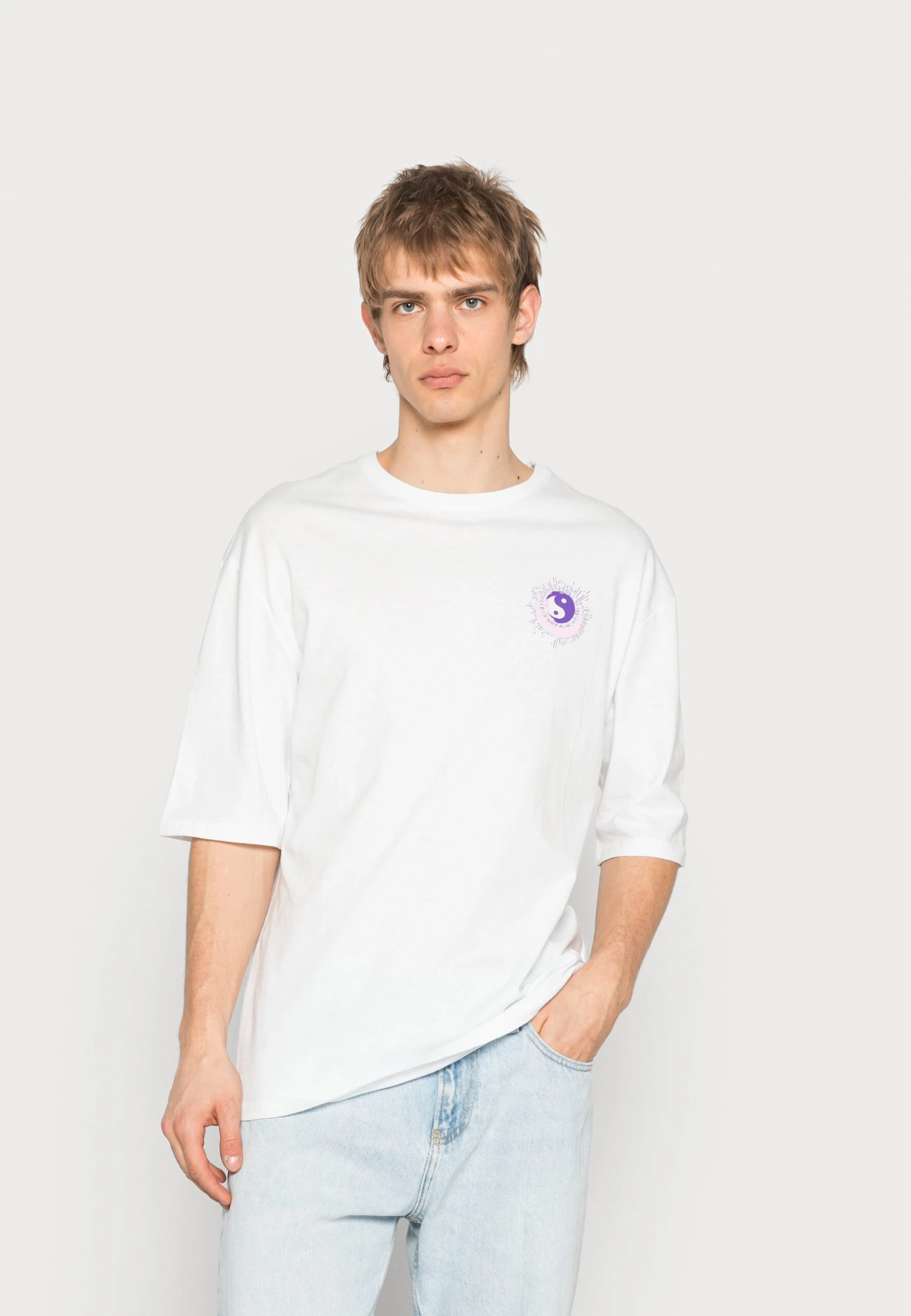 YOURTURN Good In Everything Graphic T-Shirt Unisex - T-Shirt Imprimé - White 5 YOURTURN Good In Everything Graphic T-Shirt Unisex - T-Shirt Imprimé - White – Image 3