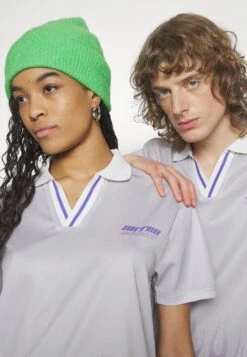 YOURTURN Unisex - Polo - White -Vêtements Soldes 1821b7e873ad4aa8aed2aa8259580b00