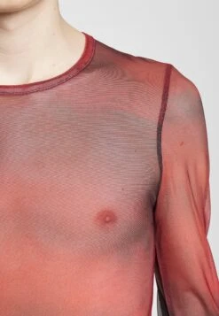 YOURTURN Unisex - T-Shirt À Manches Longues - Red -Vêtements Soldes 1d6fc982d79e438489b64a95228e65ff