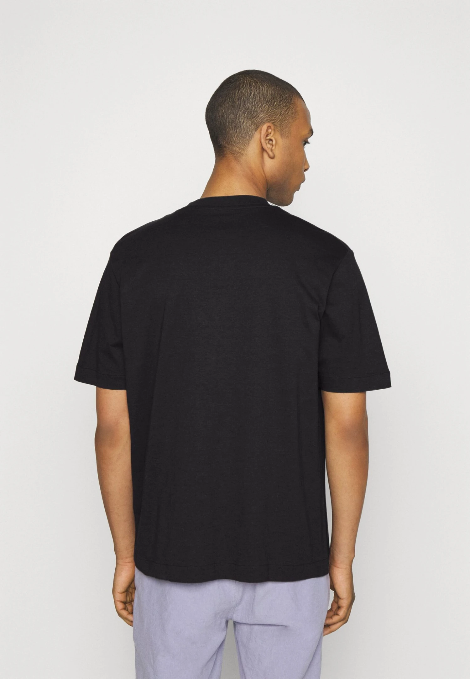 YOURTURN Tee Unisex - T-Shirt Imprimé - Black 5 YOURTURN Tee Unisex - T-Shirt Imprimé - Black – Image 3