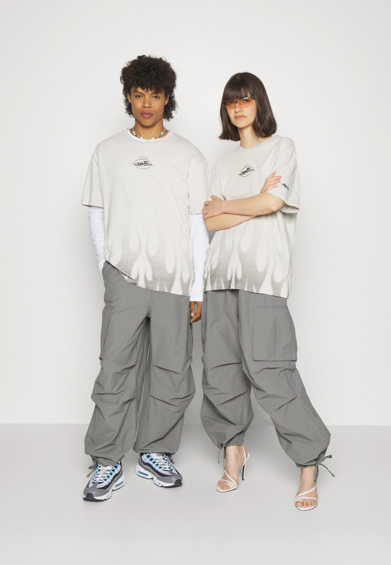 YOURTURN Unisex - T-Shirt Imprimé - Light Grey 4 YOURTURN Unisex - T-Shirt Imprimé - Light Grey – Image 2