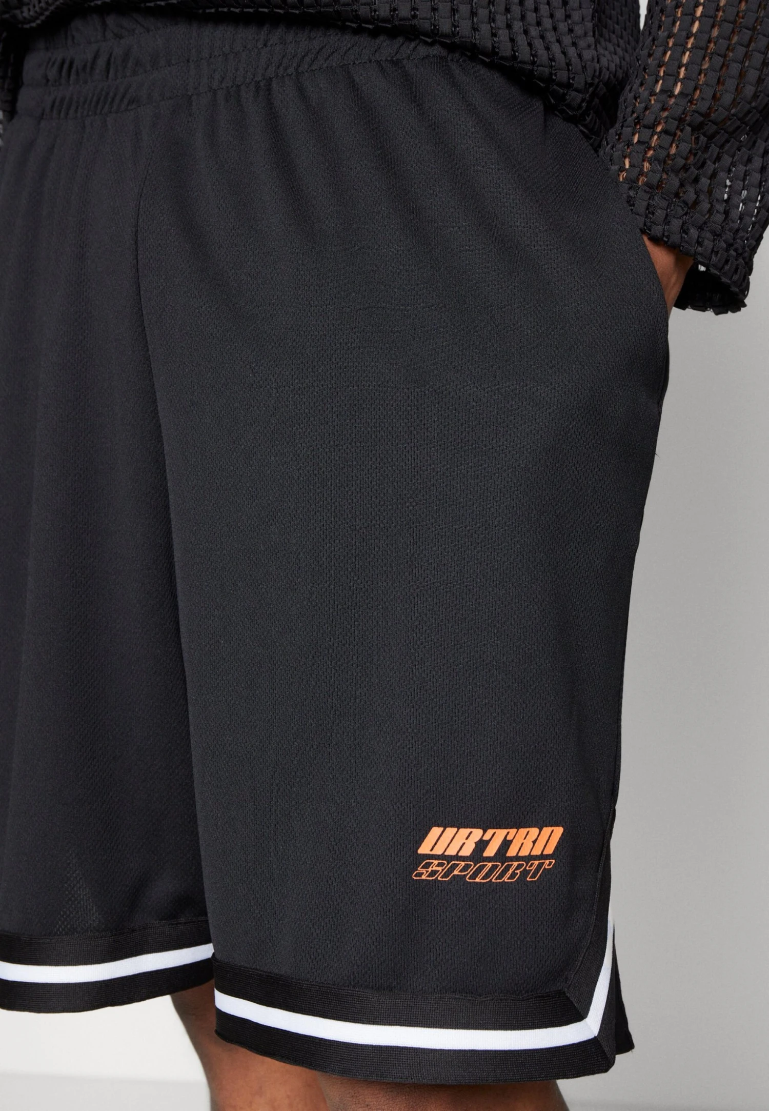 YOURTURN Unisex - Short - Black 8 YOURTURN Unisex - Short - Black – Image 6