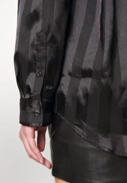 YOURTURN Festive Unisex - Chemise - Black -Vêtements Soldes 3336668376054e4d9be3dadb39406a5a