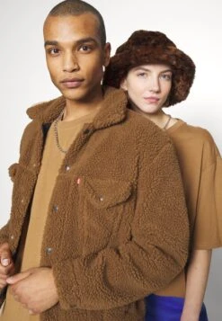 YOURTURN 3Pack Unisex - T-Shirt Basique - Light Green/Lilac/Light Brown -Vêtements Soldes 376c0de2411d41378982c38f7242bbaf