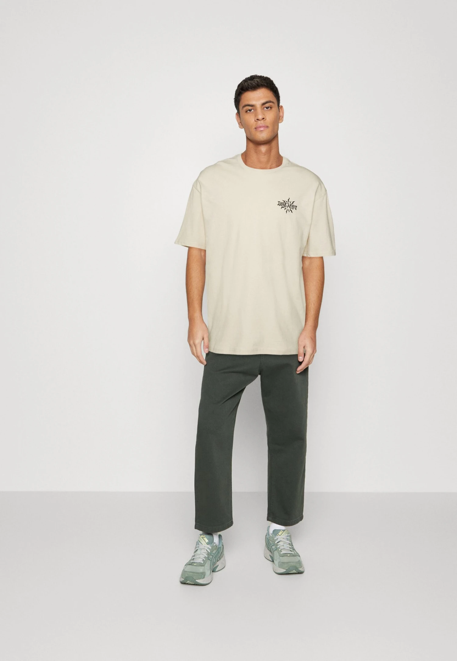 YOURTURN Unisex - T-Shirt Imprimé - Off White 4 YOURTURN Unisex - T-Shirt Imprimé - Off White – Image 2