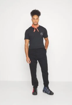 YOURTURN Unisex - Pantalon De Survêtement - Black -Vêtements Soldes 4726d7ee4d5647f8a5f5c8ffe5554ff0