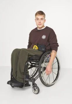 YOURTURN Unisex - Sweatshirt - Dark Brown -Vêtements Soldes 4a4df557d5bd4a42a18d784965921e0e