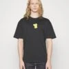 YOURTURN Pokemon Pikachu Unisex - T-Shirt Imprimé - Black 1 YOURTURN Pokemon Pikachu Unisex - T-Shirt Imprimé - Black -Vêtements Soldes 4d9904a92c8b4db199ad7cdae372746d