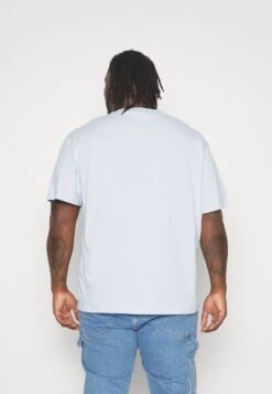 YOURTURN Unisex 2 Pack - T-Shirt Basique - Light Blue/Dark Blue -Vêtements Soldes 4f86bae1382d4e17861f2ee02a6d0b26