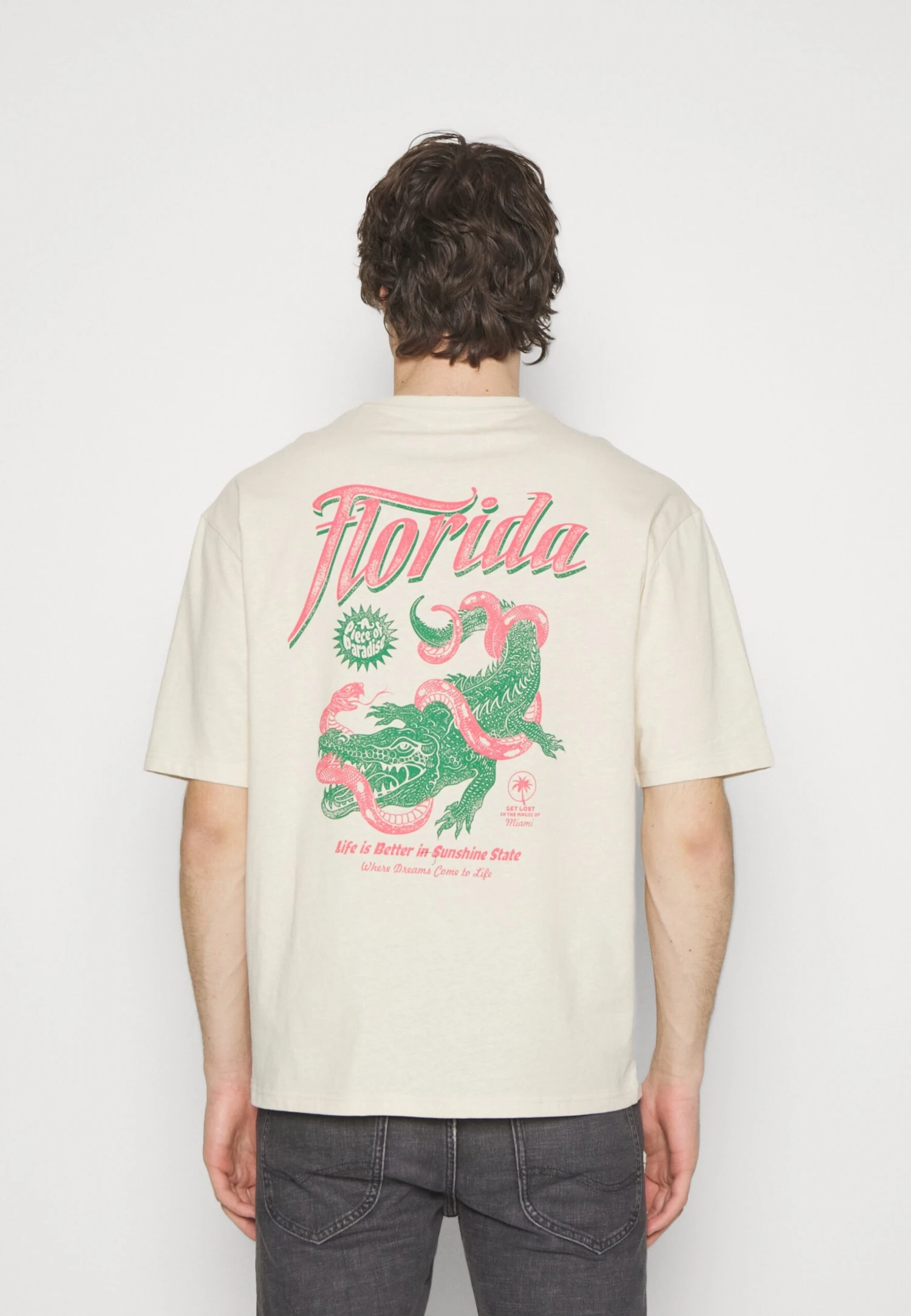 YOURTURN Crocodile Florida Graphic Tee Unisex - T-Shirt Imprimé - Beige 3 YOURTURN Crocodile Florida Graphic Tee Unisex - T-Shirt Imprimé - Beige