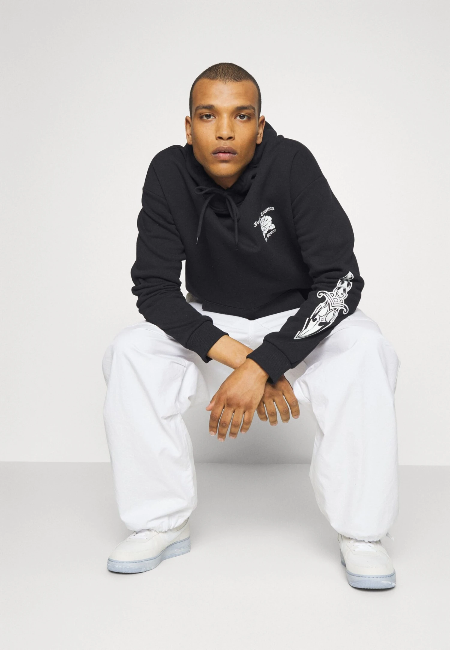 YOURTURN Rose Knife Unisex - Sweat À Capuche - Black 7 YOURTURN Rose Knife Unisex - Sweat À Capuche - Black – Image 5