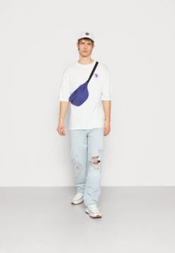 Vêtements Soldes -Vêtements Soldes 6658601c138d4e72adf48708671df084