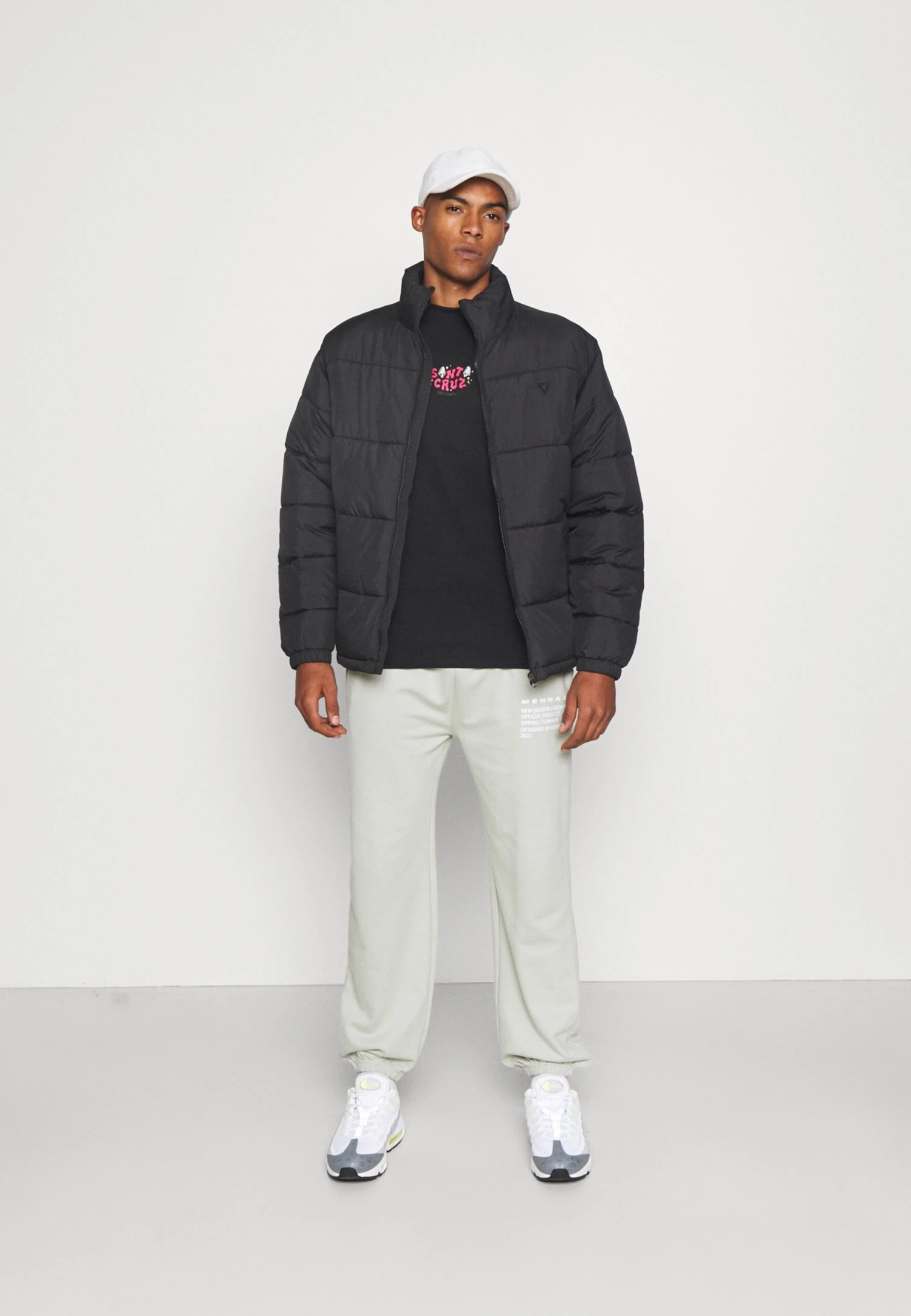 YOURTURN Oversize Puffer Jacket Unisex - Veste D'Hiver - Black 4 YOURTURN Oversize Puffer Jacket Unisex - Veste D'Hiver - Black – Image 2