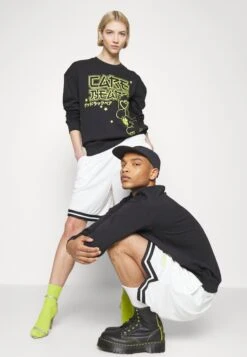 YOURTURN Unisex - Short - White -Vêtements Soldes 6f5ad2a77f02486f8de5bd002f616c64