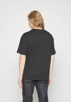 YOURTURN Pokemon Pikachu Unisex - T-Shirt Imprimé - Black 10 YOURTURN Pokemon Pikachu Unisex - T-Shirt Imprimé - Black -Vêtements Soldes 701fbb220b08440ebbae6aa7f454d1b7