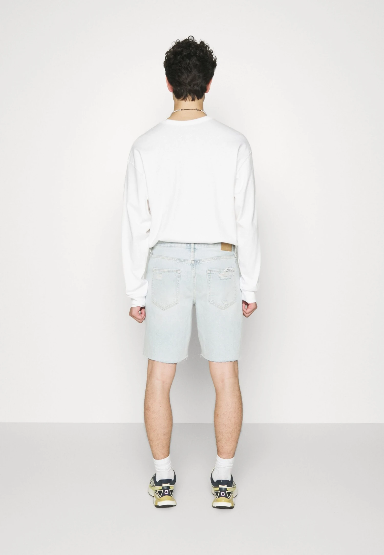 YOURTURN Unisex - Short En Jean - Light Blue Denim 6 YOURTURN Unisex - Short En Jean - Light Blue Denim – Image 4