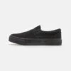 YOURTURN Unisex - Mocassins - Black 2 YOURTURN Unisex - Mocassins - Black -Vêtements Soldes 7aabdf2c2def4ceda4bf46844834c9ba