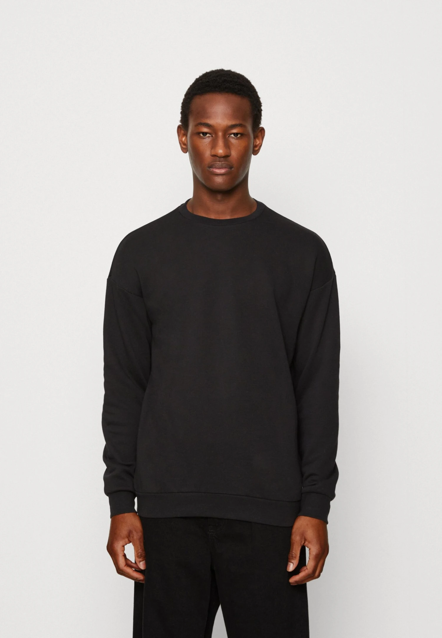 YOURTURN Unisex 2 Pack - Sweatshirt - Black/White 6 YOURTURN Unisex 2 Pack - Sweatshirt - Black/White – Image 4