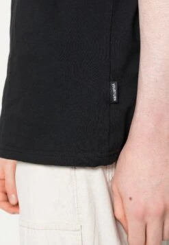 YOURTURN Graphic T-Shirt Beyond Unisex - T-Shirt Imprimé - Black 11 YOURTURN Graphic T-Shirt Beyond Unisex - T-Shirt Imprimé - Black -Vêtements Soldes 914acf9eb0cf4c74baa0b6ba0726356c