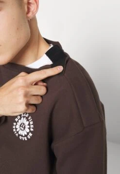 YOURTURN Unisex - Sweatshirt - Dark Brown -Vêtements Soldes 964f2731ca4a4cb3a55e0f8968af0e62