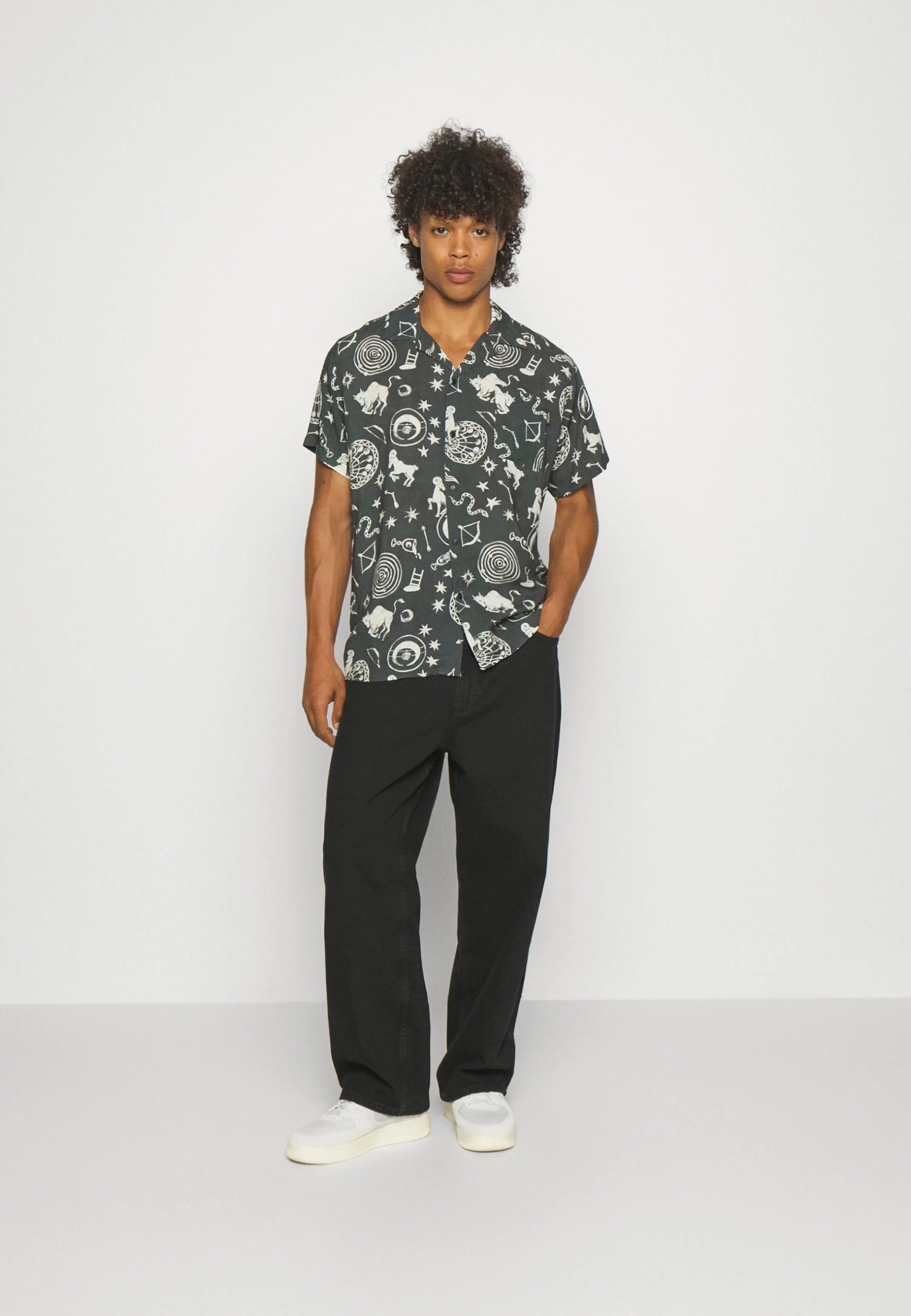 YOURTURN Baggy Jeans Unisex - Jean Boyfriend - Black Denim 4 YOURTURN Baggy Jeans Unisex - Jean Boyfriend - Black Denim – Image 2