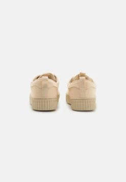 YOURTURN Unisex - Baskets Basses - Beige -Vêtements Soldes b9cea9694c614f4d8179f49d2b063d19