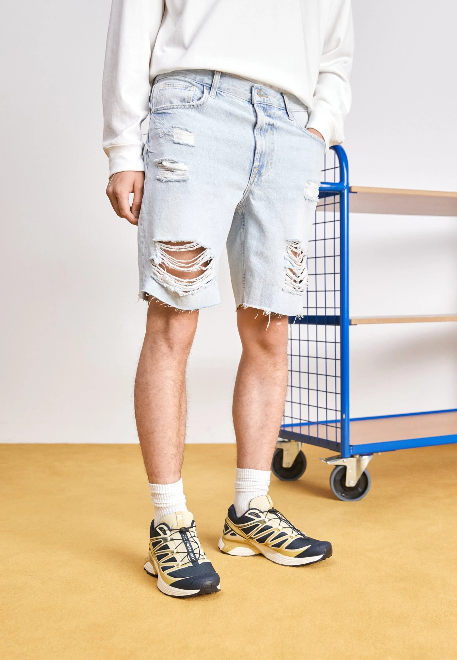 YOURTURN Unisex - Short En Jean - Light Blue Denim 3 YOURTURN Unisex - Short En Jean - Light Blue Denim