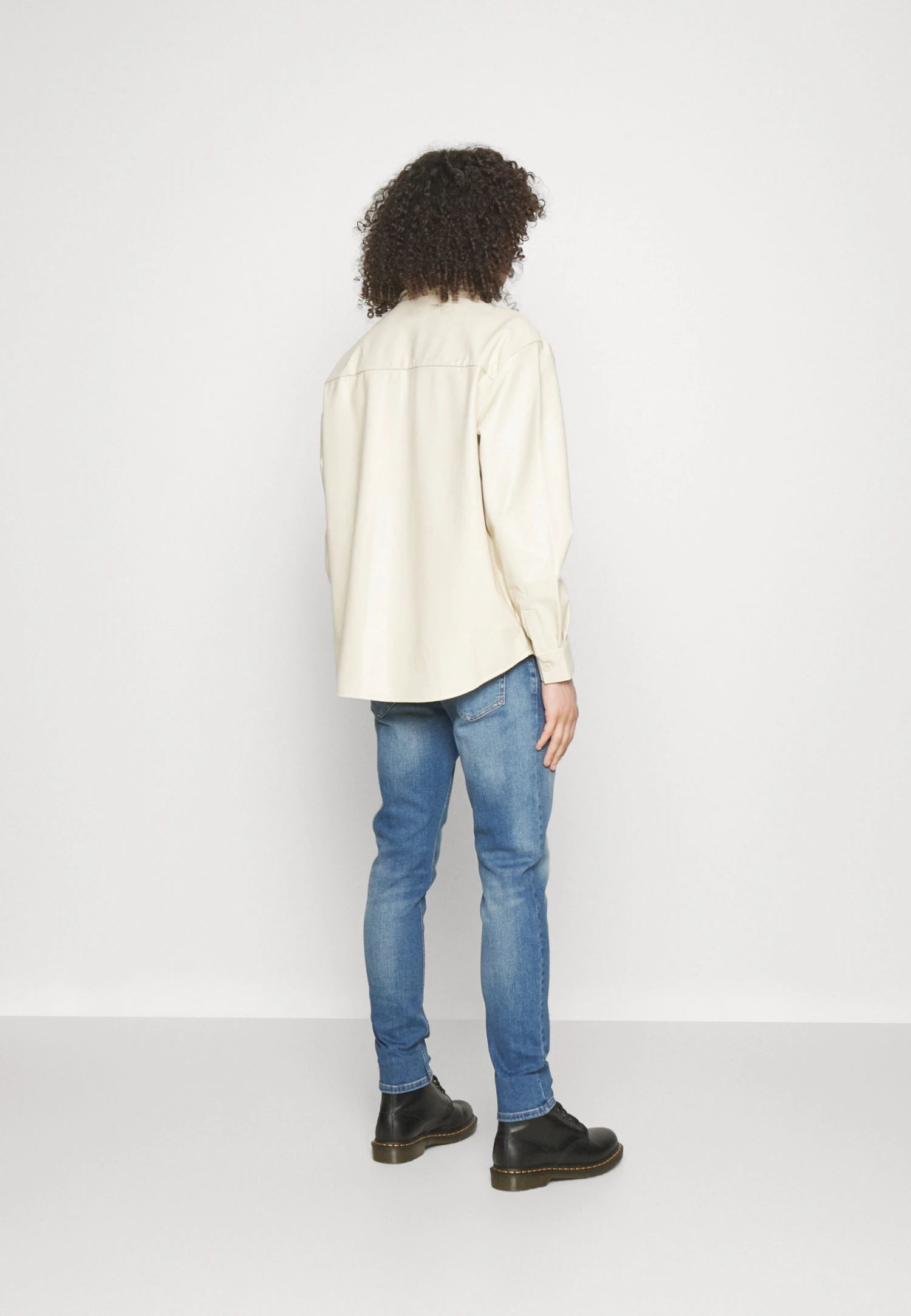 YOURTURN Unisex - Veste En Similicuir - Beige 5 YOURTURN Unisex - Veste En Similicuir - Beige – Image 3