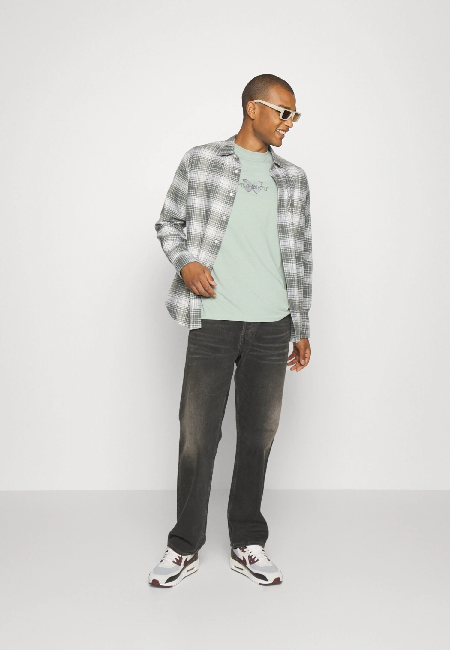 YOURTURN Unisex - T-Shirt Imprimé - Green 4 YOURTURN Unisex - T-Shirt Imprimé - Green – Image 2