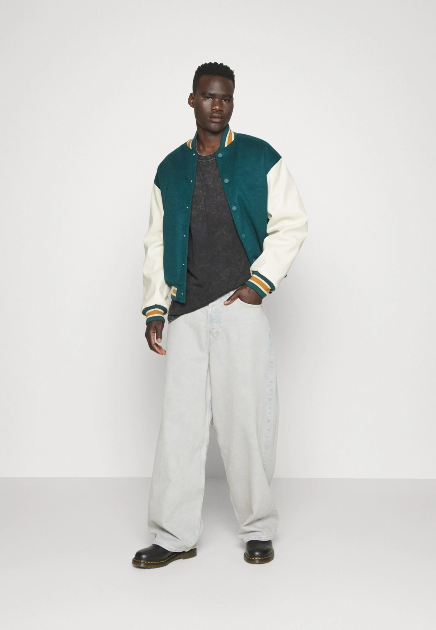 YOURTURN 2 Pack Unisex - T-Shirt Basique - Black/Olive 3 YOURTURN 2 Pack Unisex - T-Shirt Basique - Black/Olive