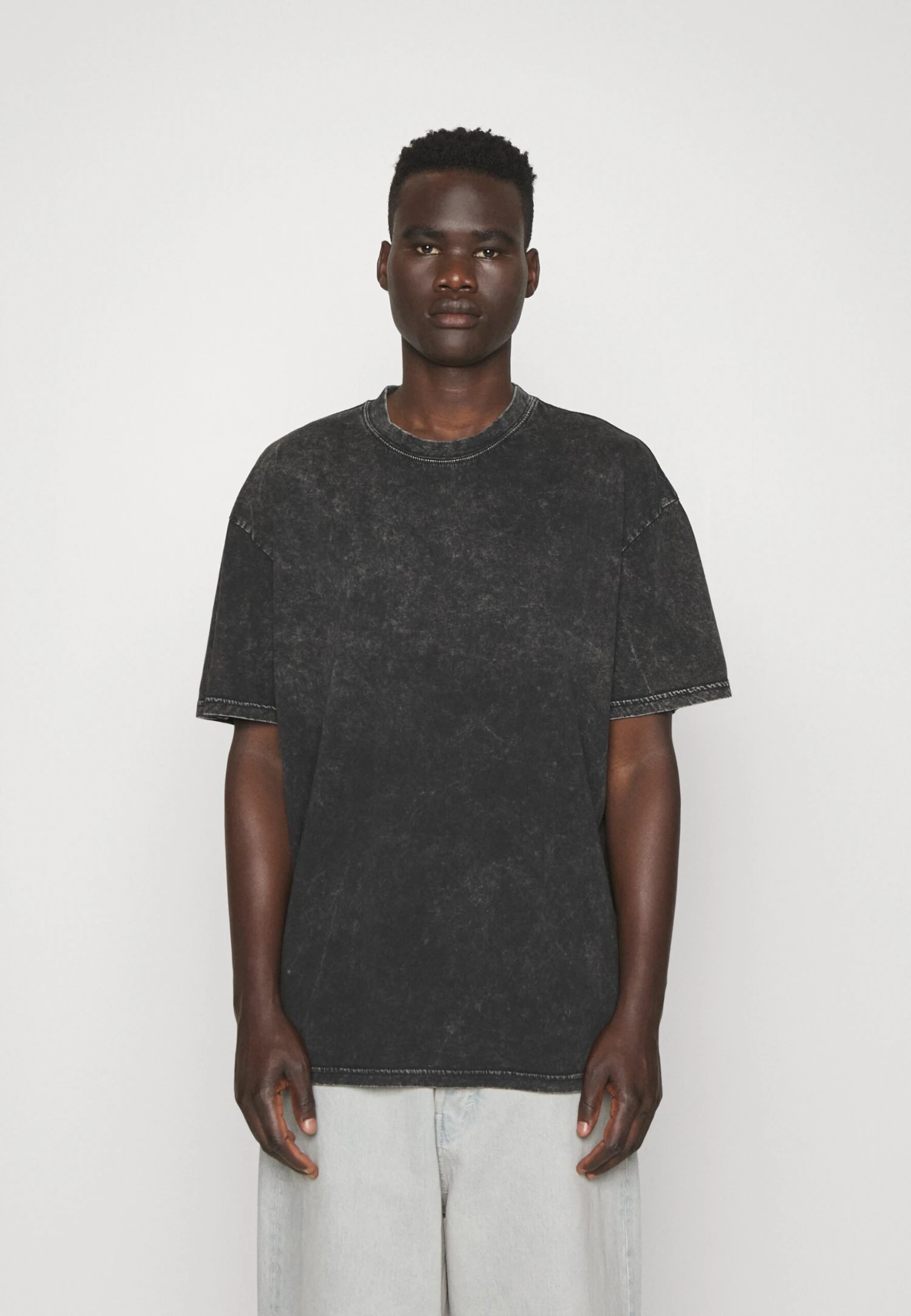 YOURTURN 2 Pack Unisex - T-Shirt Basique - Black/Olive 4 YOURTURN 2 Pack Unisex - T-Shirt Basique - Black/Olive – Image 2