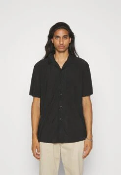 YOURTURN Plisse Shirt Unisex - Chemise - Black