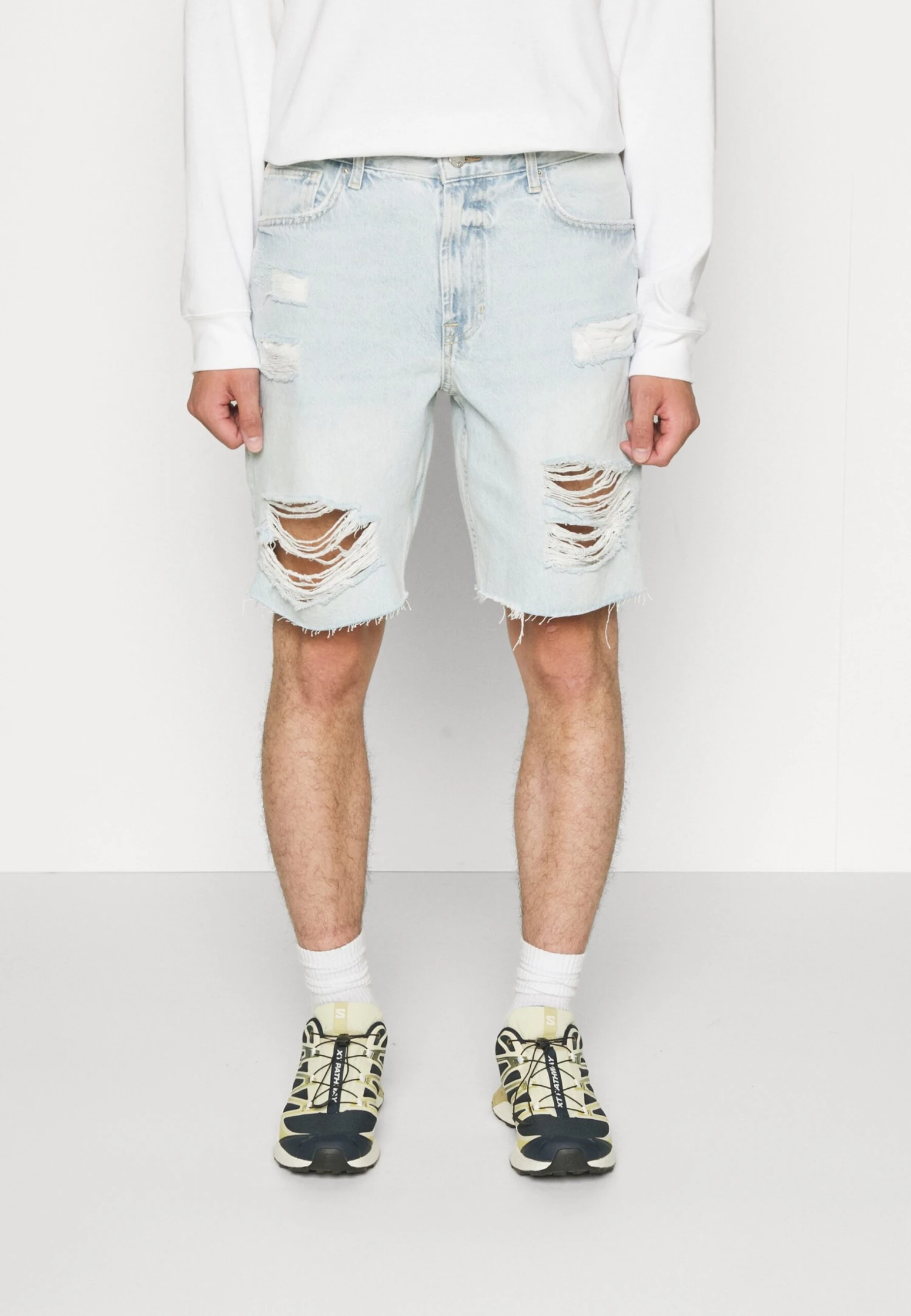 YOURTURN Unisex - Short En Jean - Light Blue Denim 5 YOURTURN Unisex - Short En Jean - Light Blue Denim – Image 3