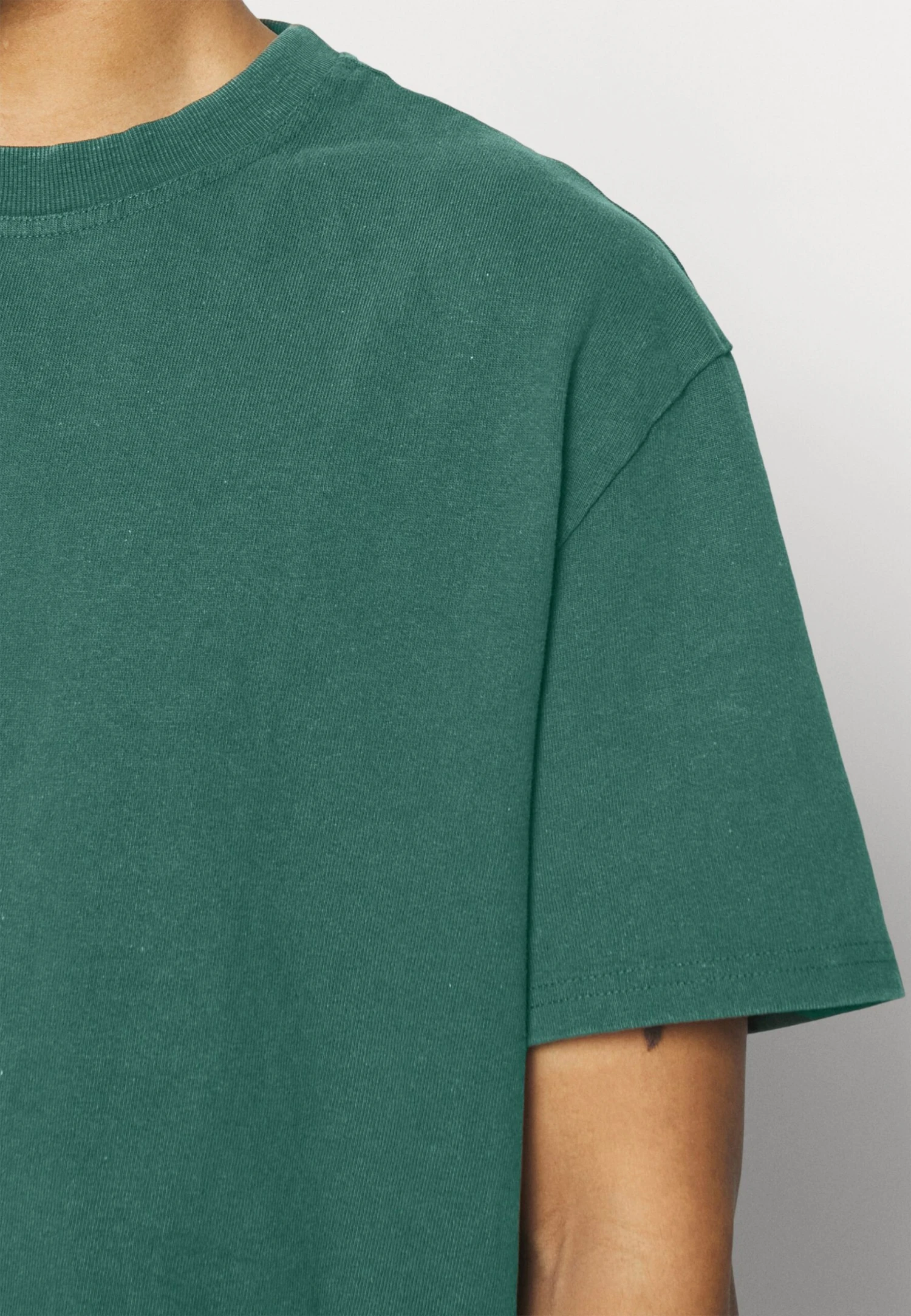 YOURTURN Unisex - T-Shirt Basique - Dark Green 7 YOURTURN Unisex - T-Shirt Basique - Dark Green – Image 5